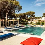 New Barcavela Hotel