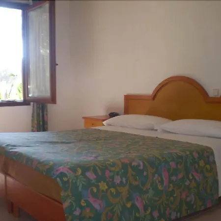 New Barcavela 4* סנטה מרגריטה די פולה