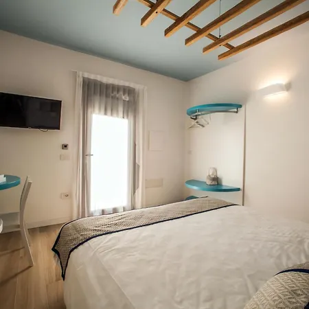 New Barcavela מלון