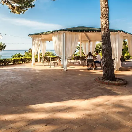 Hotel New Barcavela 4*