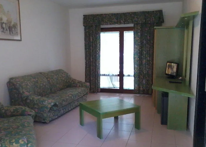 מלון New Barcavela 4*