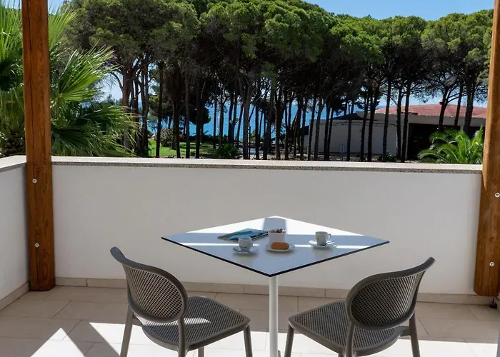 New Barcavela 4* סנטה מרגריטה די פולה