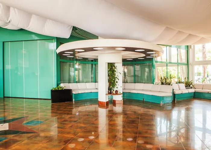 New Barcavela מלון